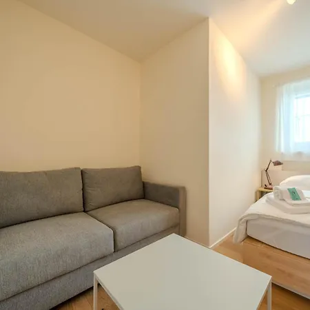 Apartment Viktoria B33 By Vacations, Exklusive App Mit Bergblick Im Zentrum Arosa