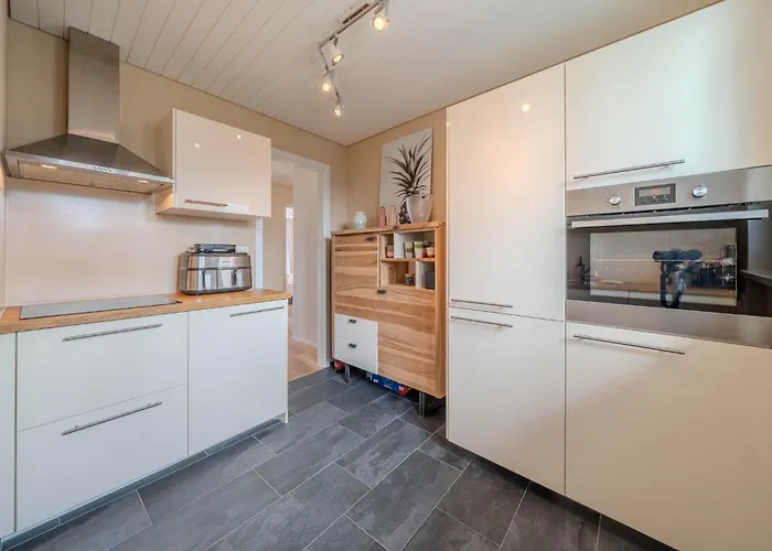 Viktoria B33 By Vacations, Exklusive App Mit Bergblick Im Zentrum Appartement