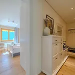 Viktoria B33 By Vacations, Exklusive App Mit Bergblick Im Zentrum