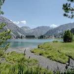 Apartamento Viktoria B33 By Vacations, Exklusive App Mit Bergblick Im Zentrum Arosa
